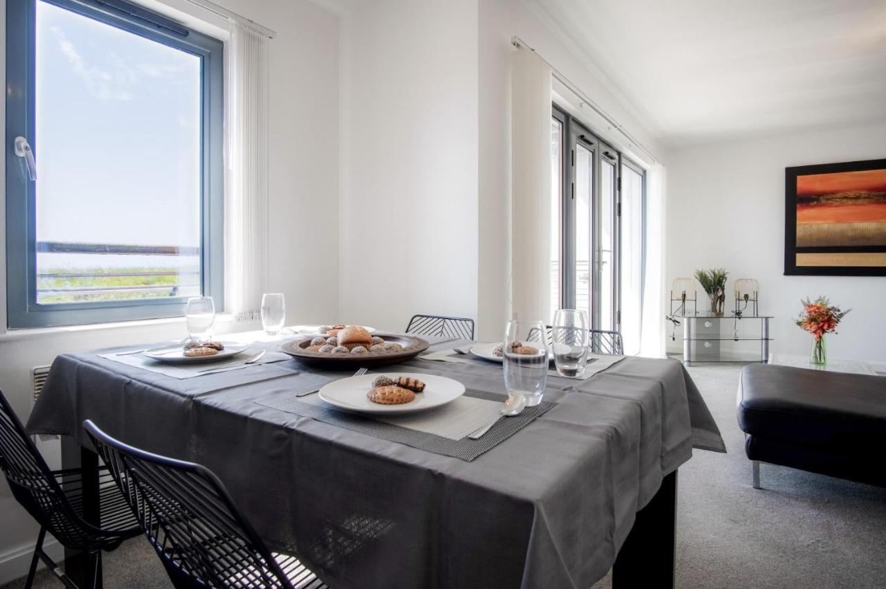 Maritime Quarter - 2 Bedroom Apartment - Sa1 Beach Front Fishermans Way Суонси Экстерьер фото