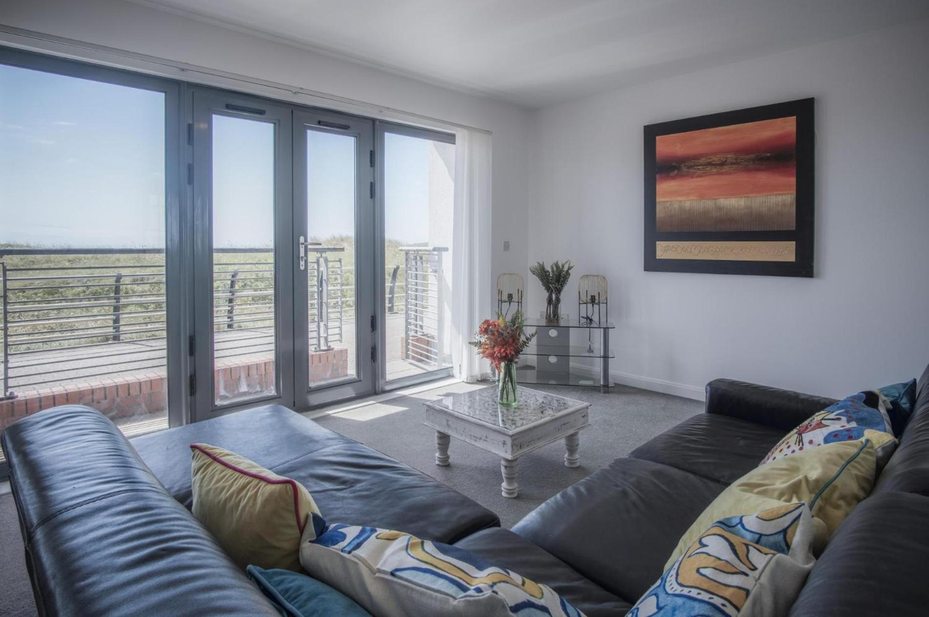 Maritime Quarter - 2 Bedroom Apartment - Sa1 Beach Front Fishermans Way Суонси Экстерьер фото