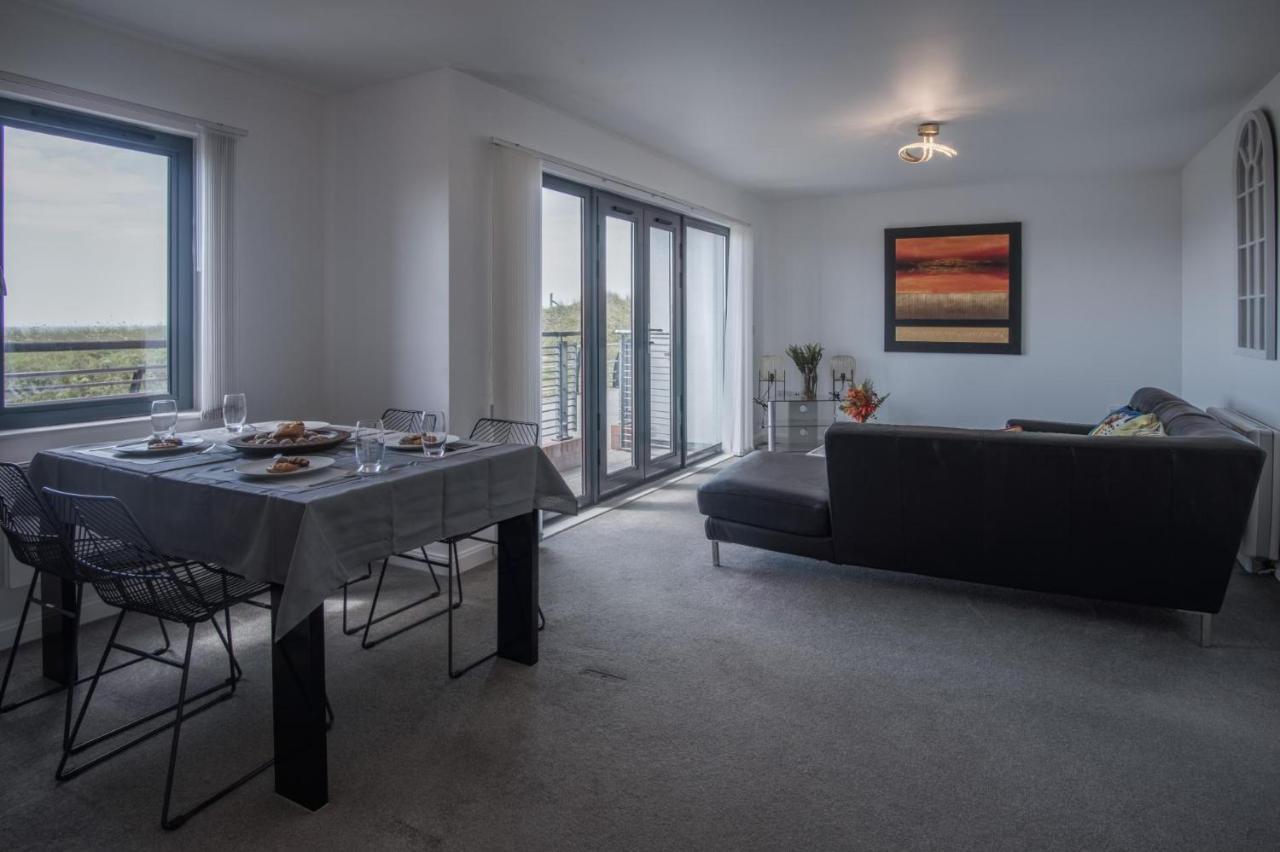 Maritime Quarter - 2 Bedroom Apartment - Sa1 Beach Front Fishermans Way Суонси Экстерьер фото